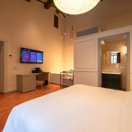 Maison Ventiquattro Hotel *