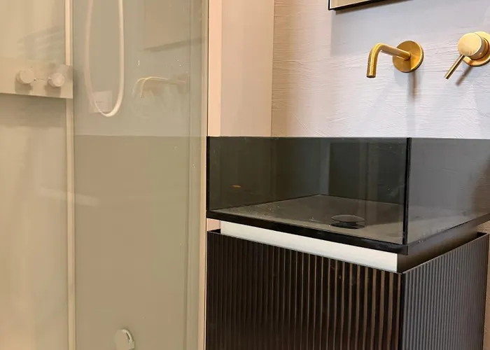 Hotel Maison Ventiquattro & *